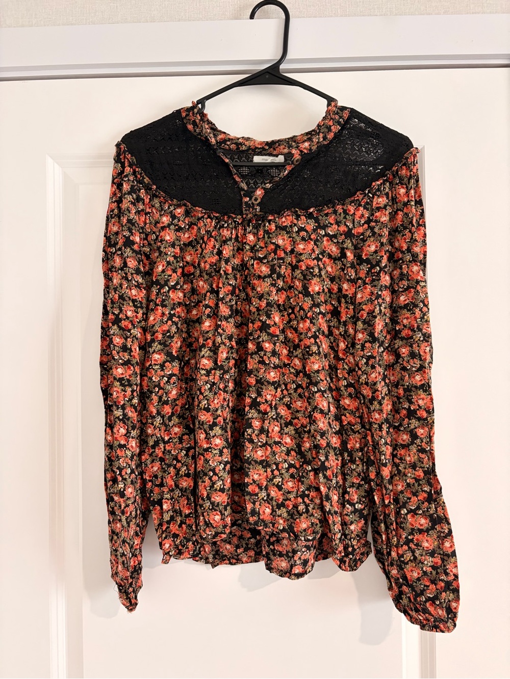 Maurices Black Long Sleeve Top with Coral Floral Print and Lace Yoke
